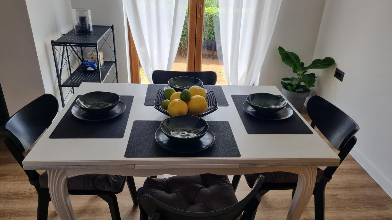 Apartman Laura Rijeka Eksteriør billede