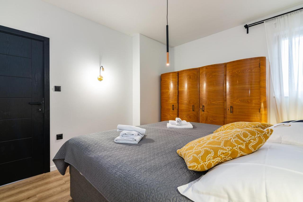 Apartman Laura Rijeka Eksteriør billede