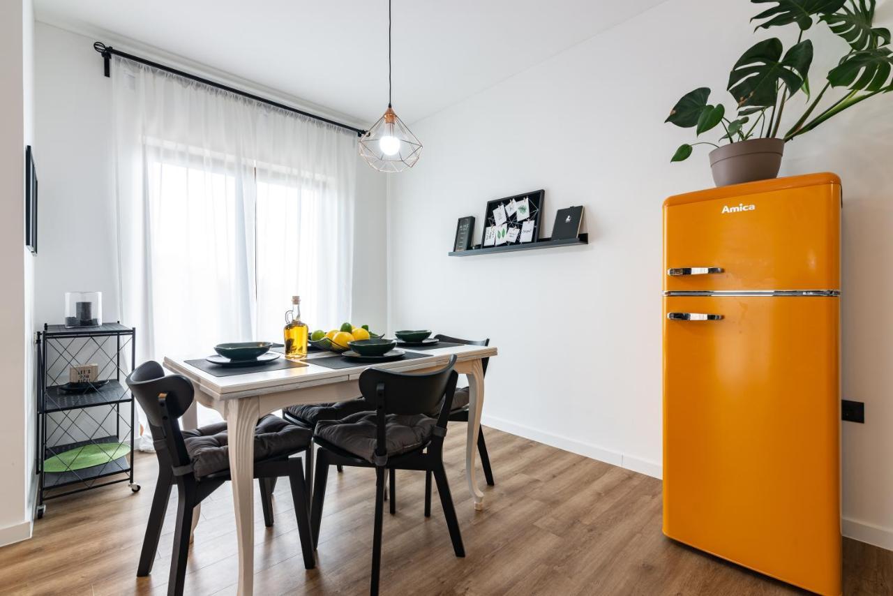 Apartman Laura Rijeka Eksteriør billede