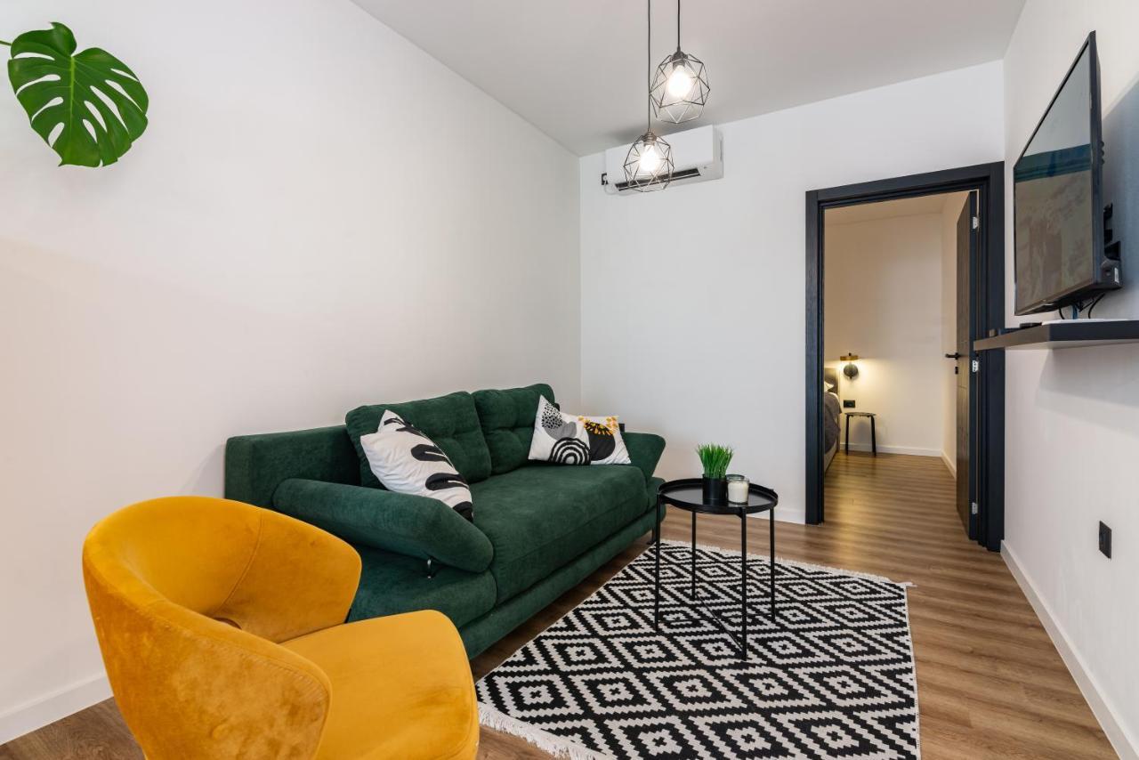 Apartman Laura Rijeka Eksteriør billede